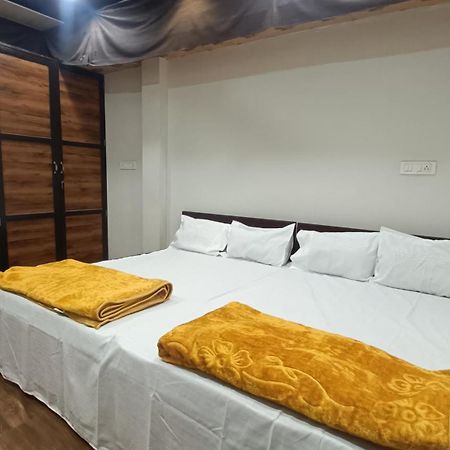 Mangaldeep Guest House Ujjain Extérieur photo
